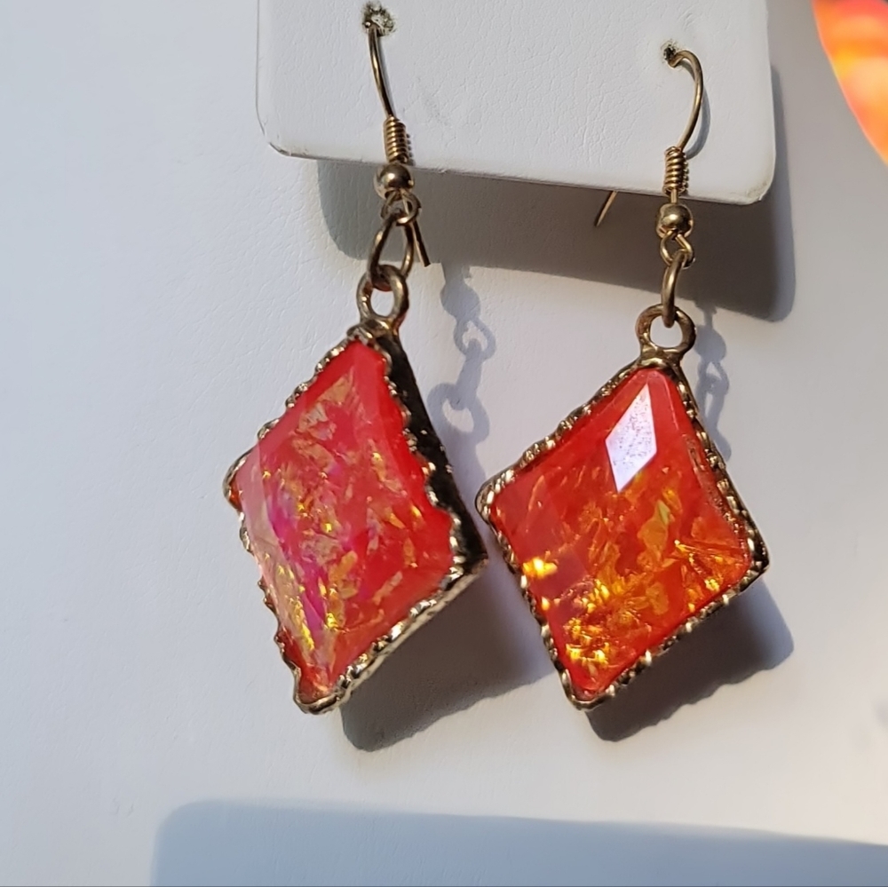 Fashion Diamond Shaped Flame Resin Earrings